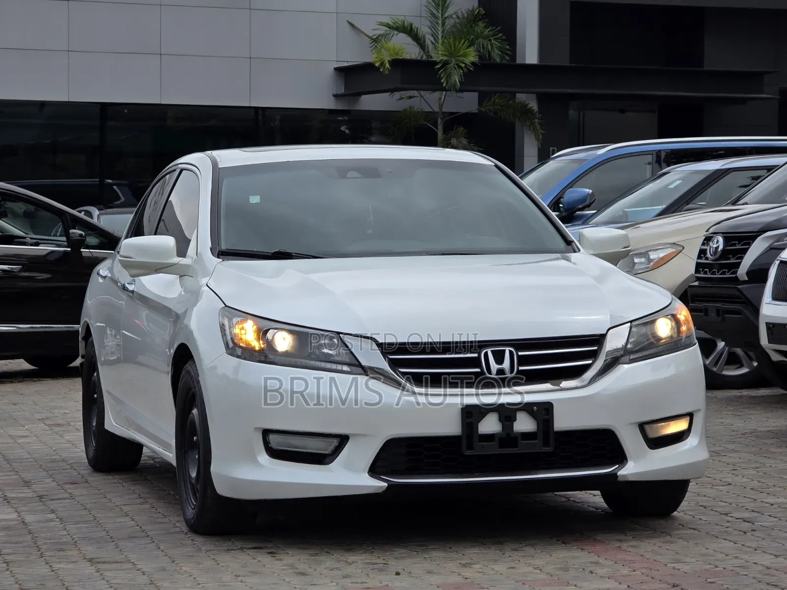 Honda Accord EX 4dr Sedan (2.4L 4cyl CVT) 2014 White