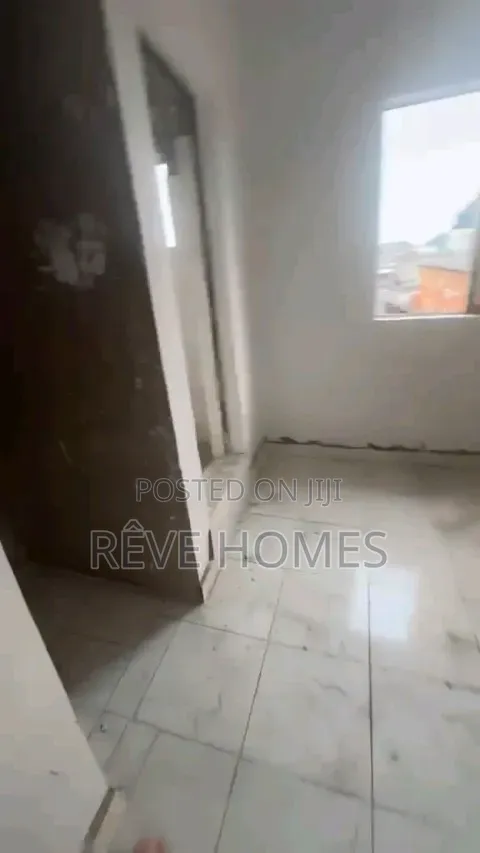 1bdrm Apartment in Shomolu / Shomolu for rent