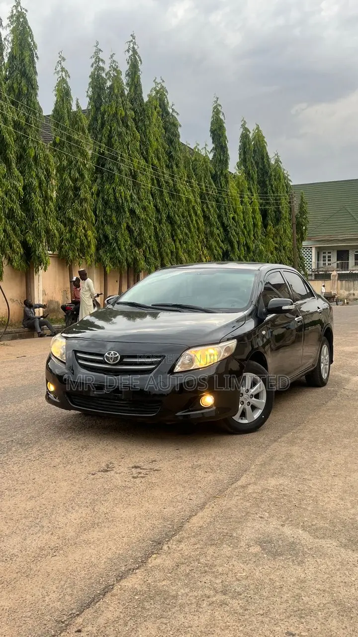 Toyota Corolla 2011 Black