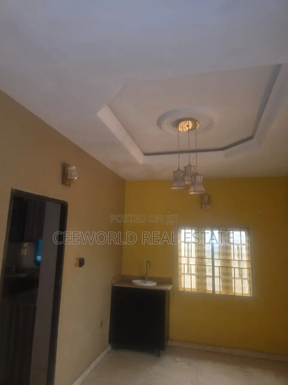 3bdrm Bungalow in Unity Estate Elebu, Akala Express for rent