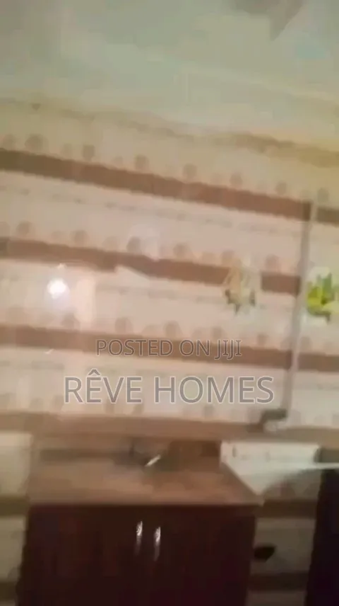 3bdrm Apartment in Phase 2 for rent