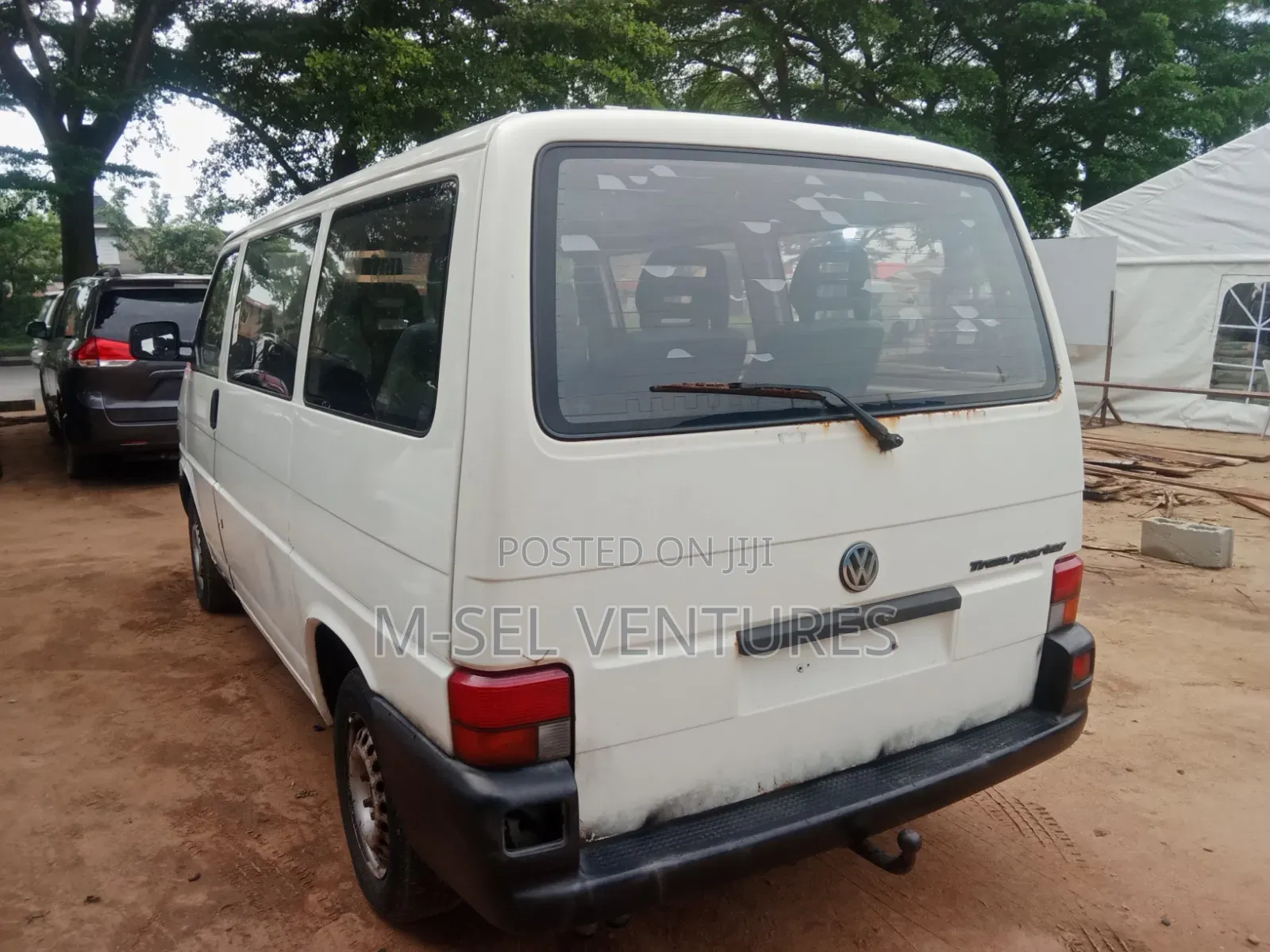 Volkswagen Transporter 2000 White