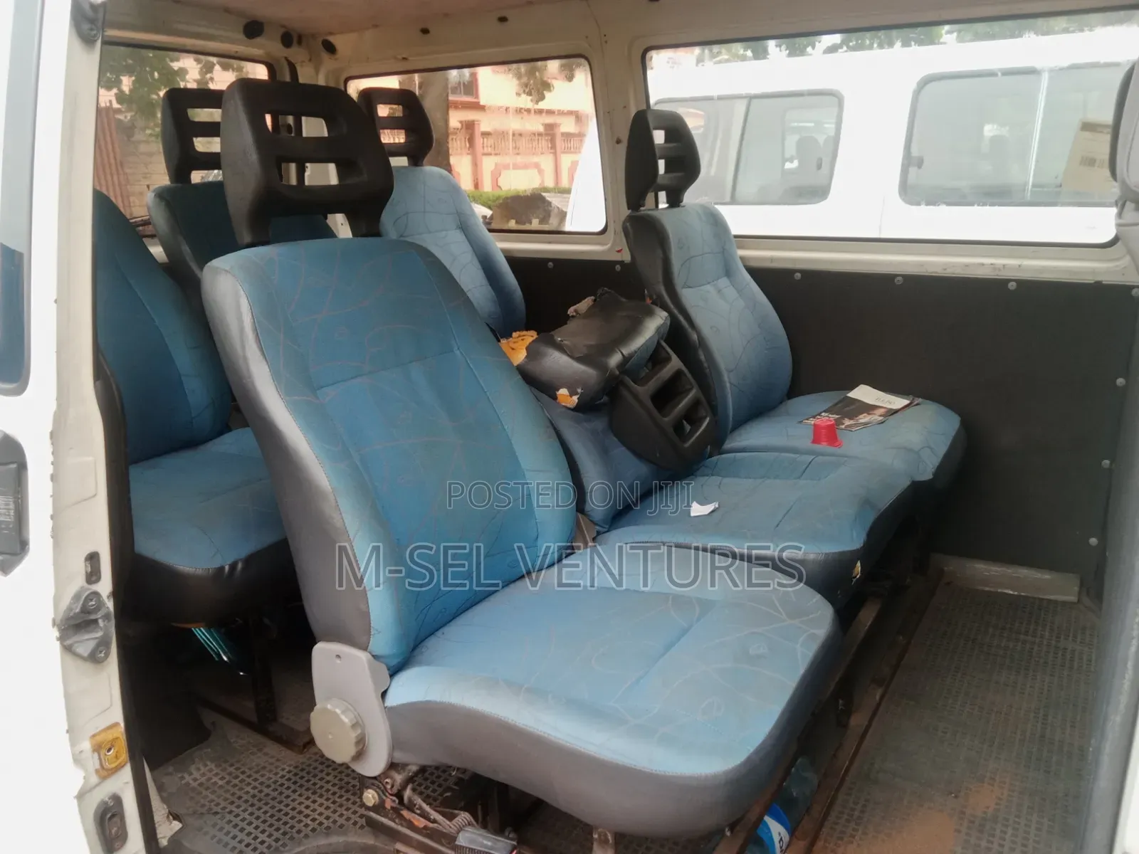 Volkswagen Transporter 2000 White