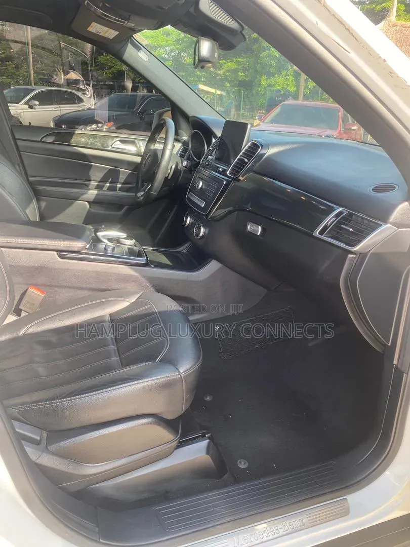 Mercedes-Benz GLE-Class 2018 White