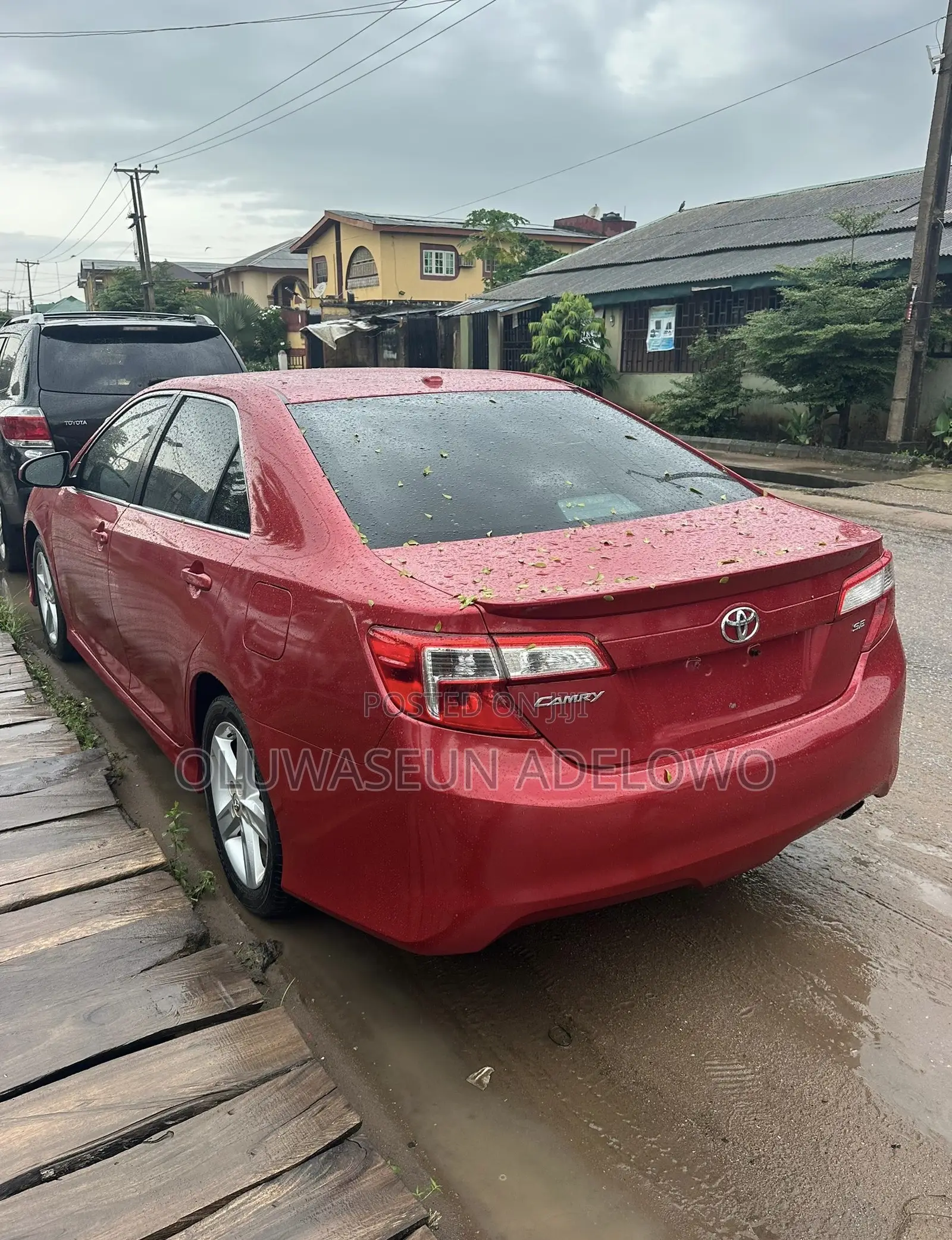 Toyota Camry SE 4dr Sedan (2.5L 4cyl 6A) 2012 Red
