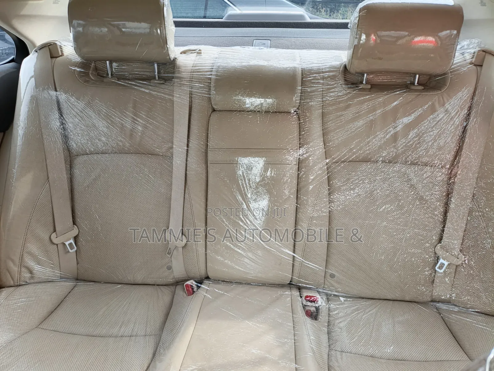 Lexus ES 350 2011 White