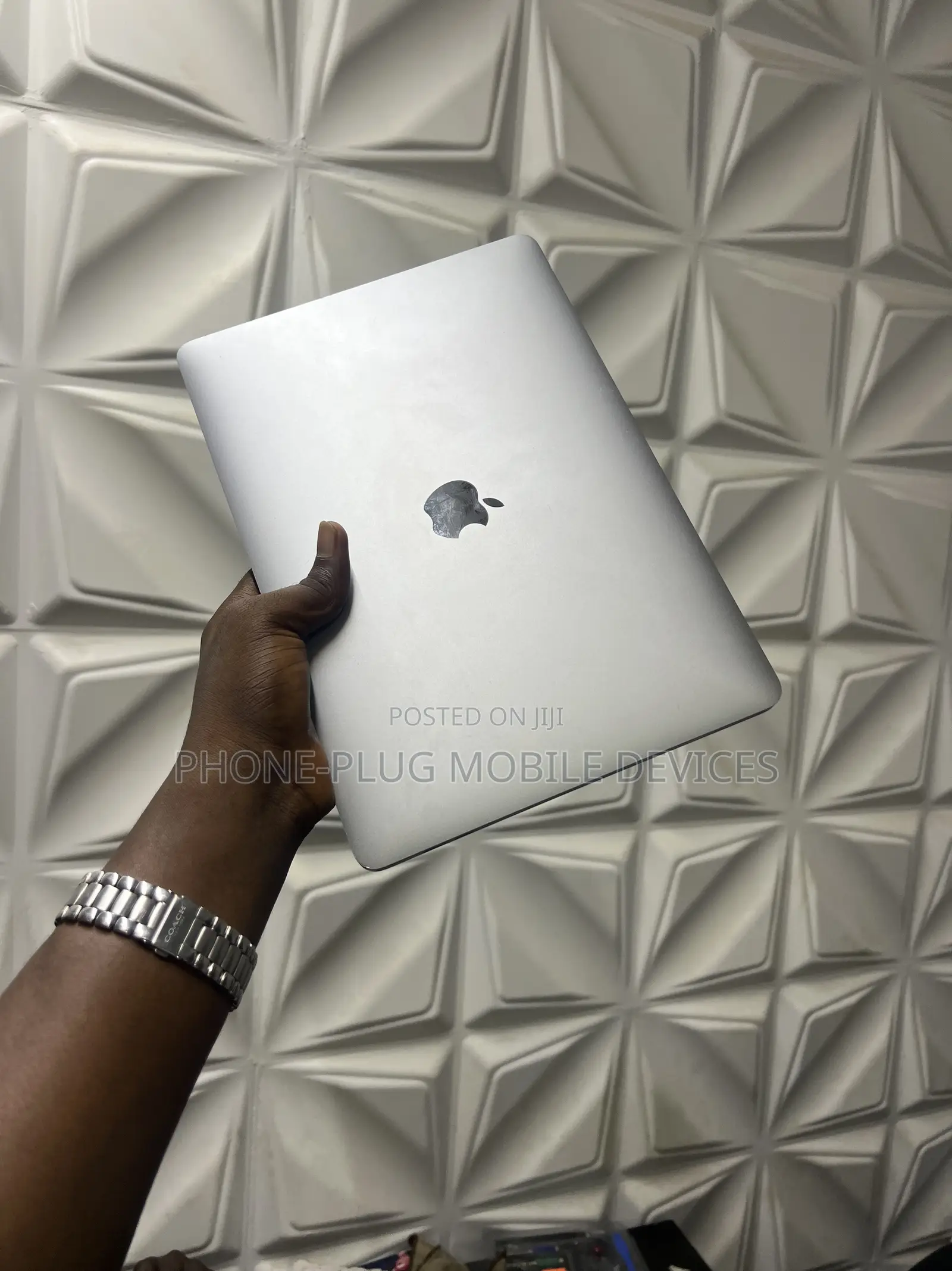 Laptop Apple MacBook Pro 2020 8GB Intel Core i5 SSD 256GB