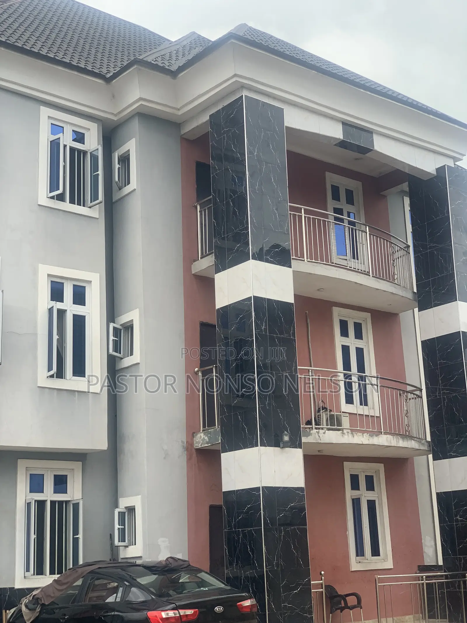3bdrm Block of Flats in Egbu, Owerri for sale