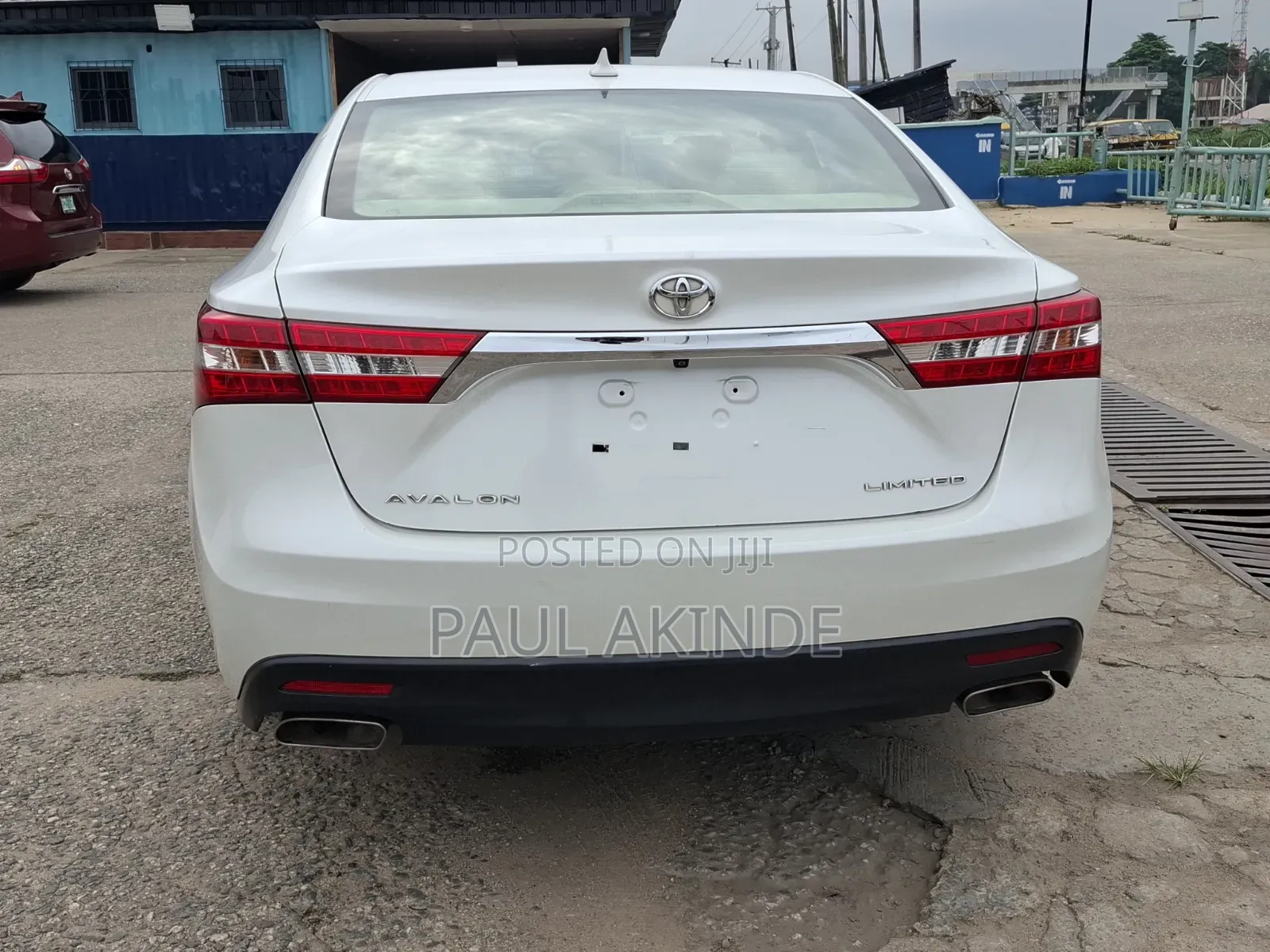 Toyota Avalon Limited Sedan FWD (3.5L 6cyl 6A) 2013 White
