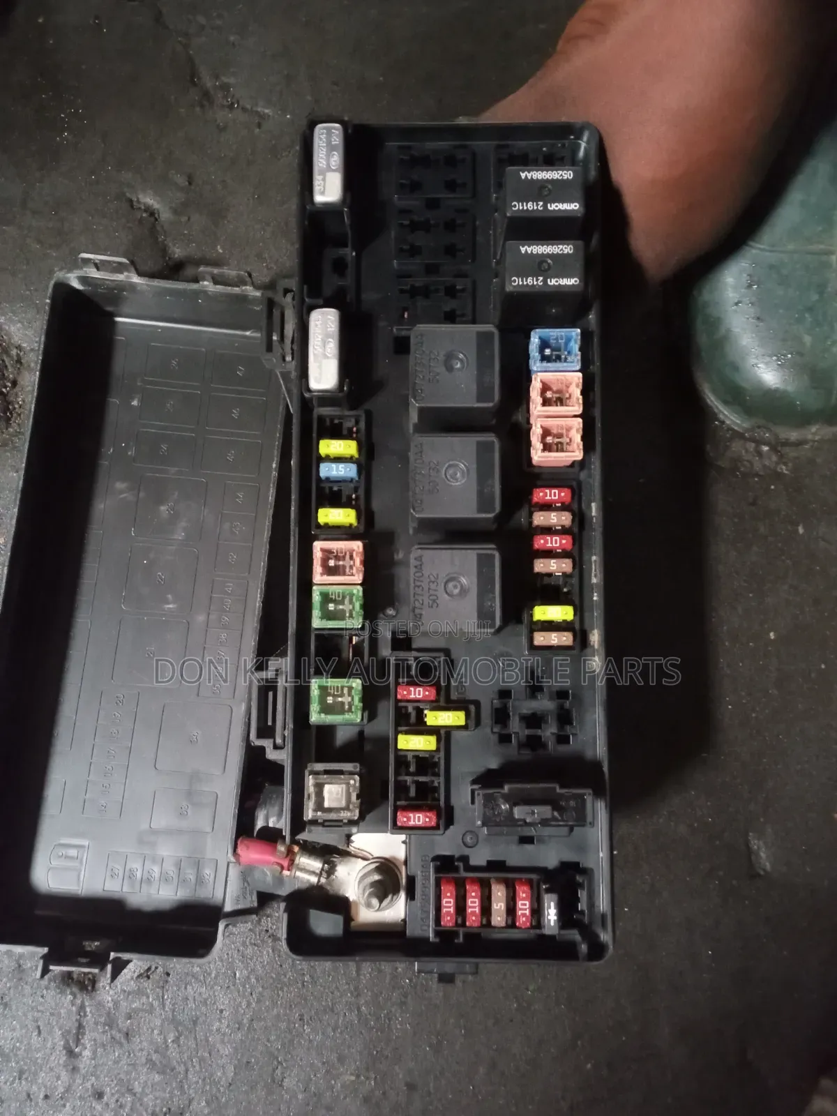 Fuse Box Chrysler 300