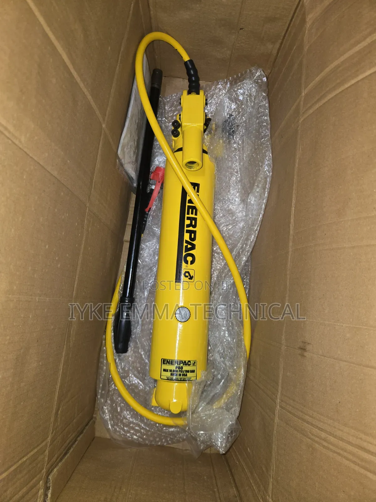 Enerpac P80 2 Stage Hydraulic 
Hand Pump
