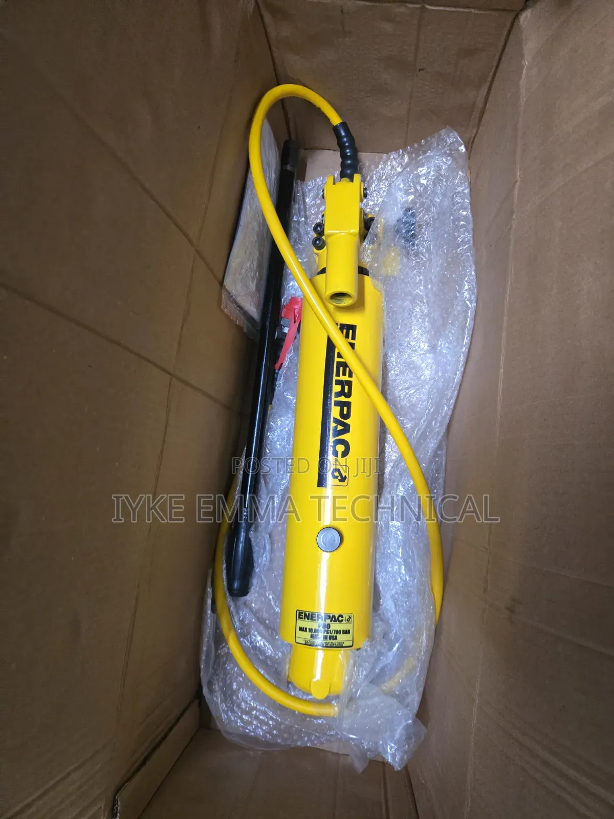 Enerpac P80 2 Stage Hydraulic 
Hand Pump