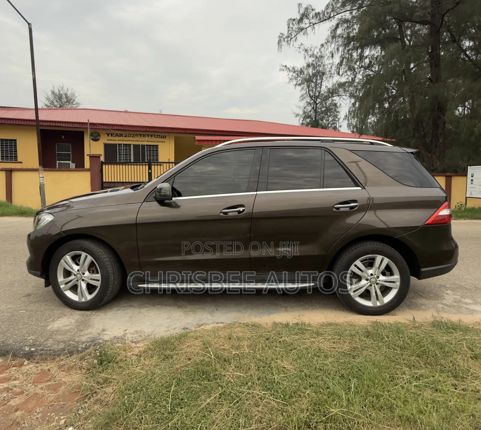 Mercedes-Benz M Class ML350 4MATIC 4dr SUV AWD (3.5L 6cyl 7A) 2014