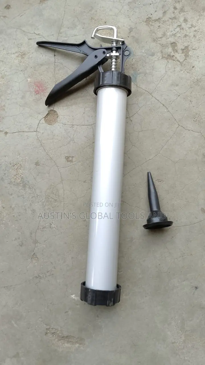 Heavy-Duty Aluminum Sausage Caulking Gun