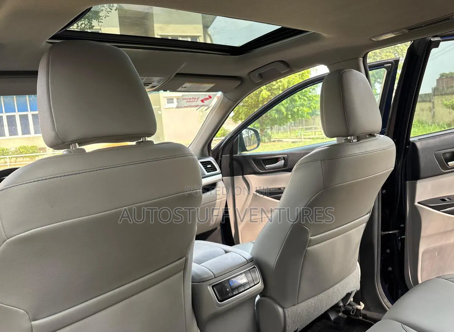 Toyota Highlander 2016 Blue