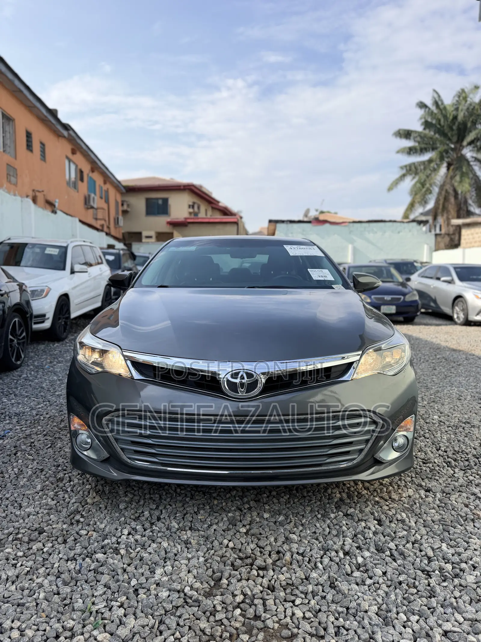 Toyota Avalon XLE 4dr Sedan (3.5L 6cyl 6A) 2014 Gray