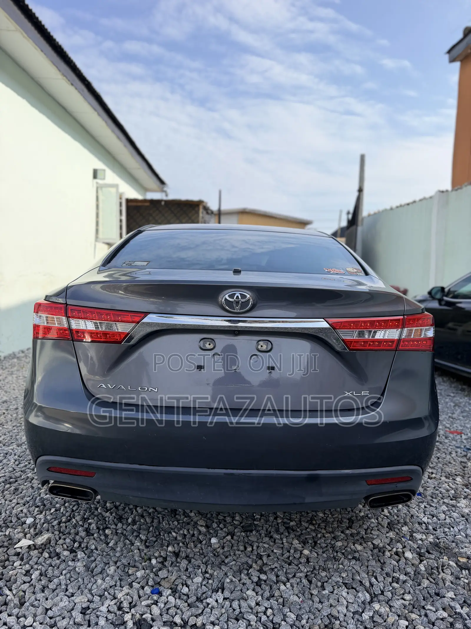 Toyota Avalon XLE 4dr Sedan (3.5L 6cyl 6A) 2014 Gray