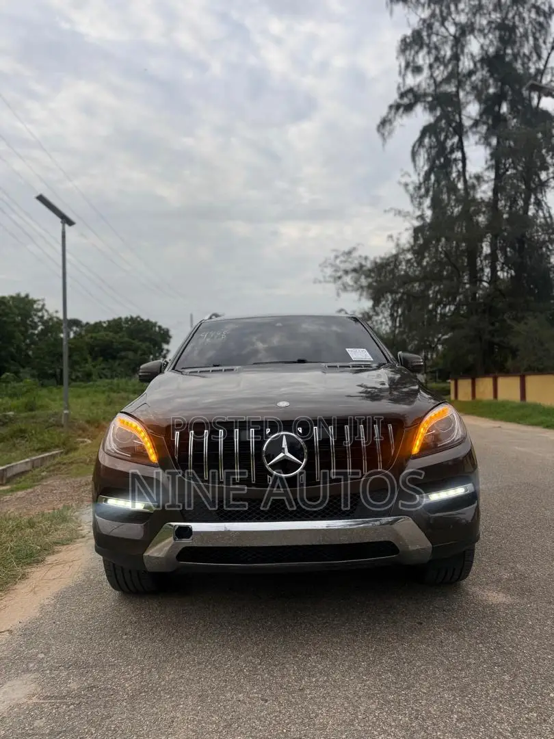 Mercedes-Benz M Class ML350 4MATIC 4dr SUV AWD (3.5L 6cyl 7A) 2014