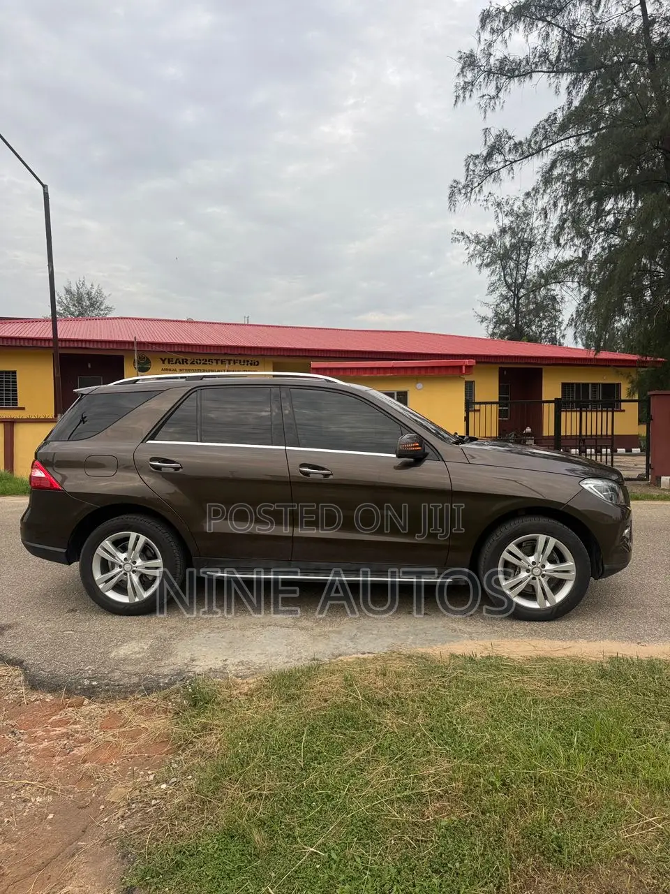 Mercedes-Benz M Class ML350 4MATIC 4dr SUV AWD (3.5L 6cyl 7A) 2014