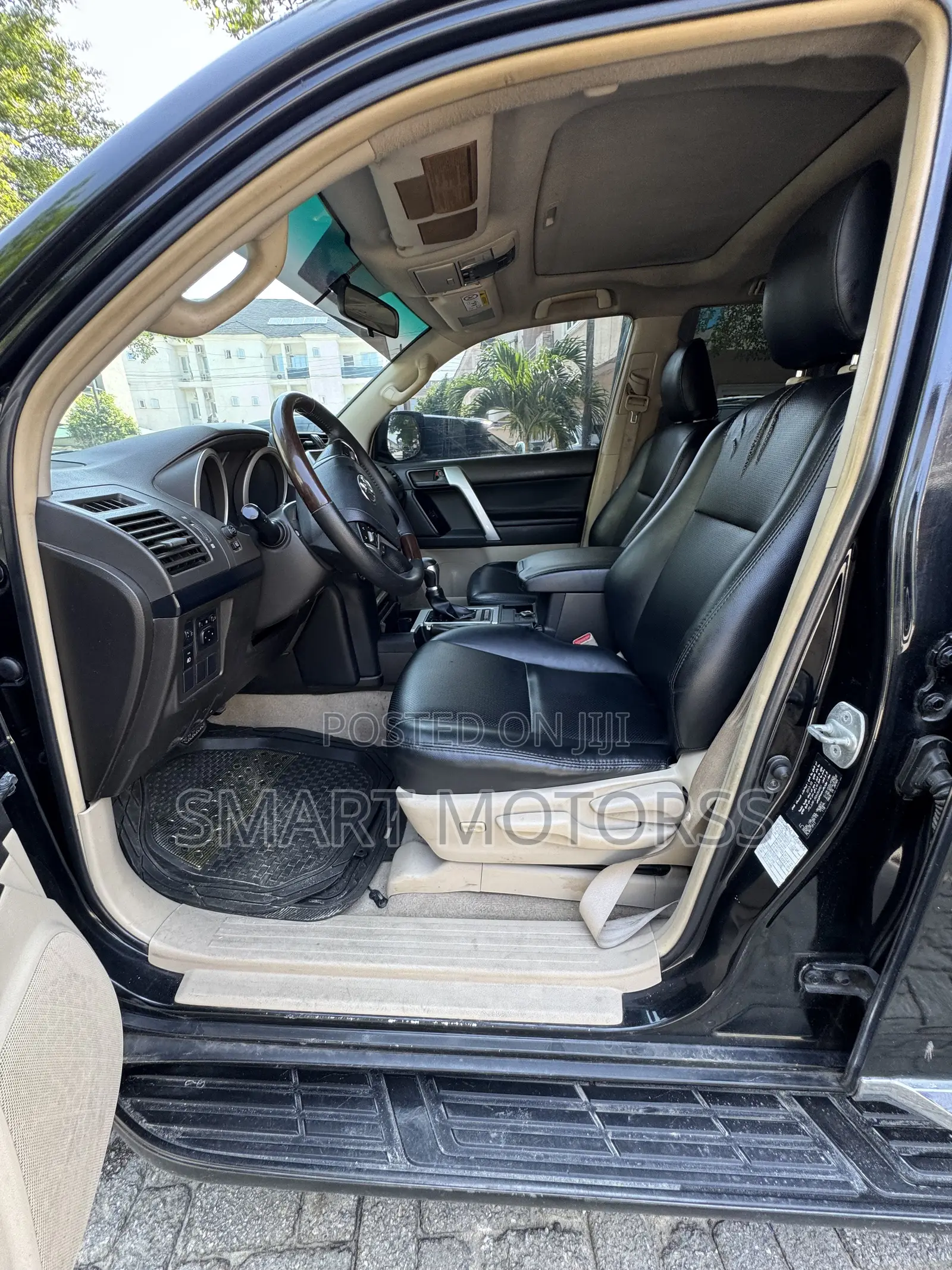 Toyota Land Cruiser Prado 2013 Black