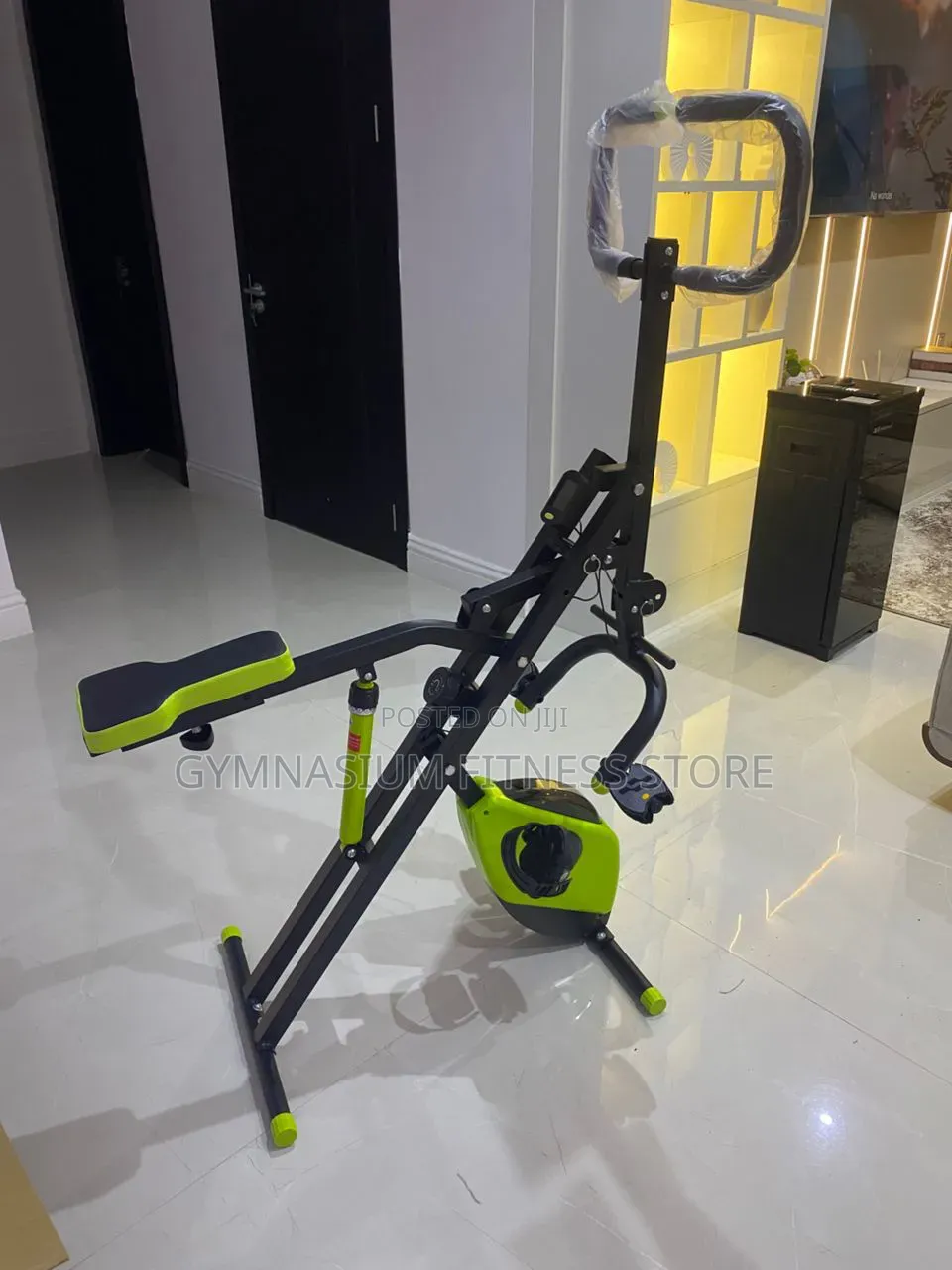 Total Crunch Abdominal Machine