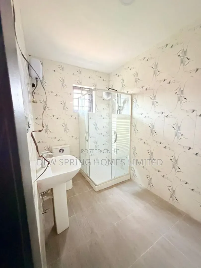 4bdrm Duplex in Maryland, Mende for sale