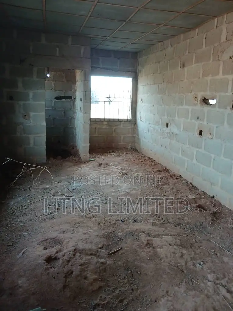 2bdrm Bungalow in Agunfoye, Igbogbo for sale