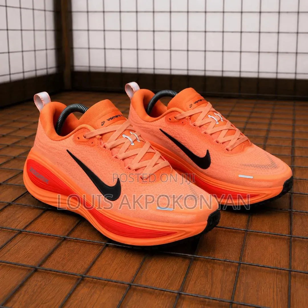 Nike Vomero Running Sneakers