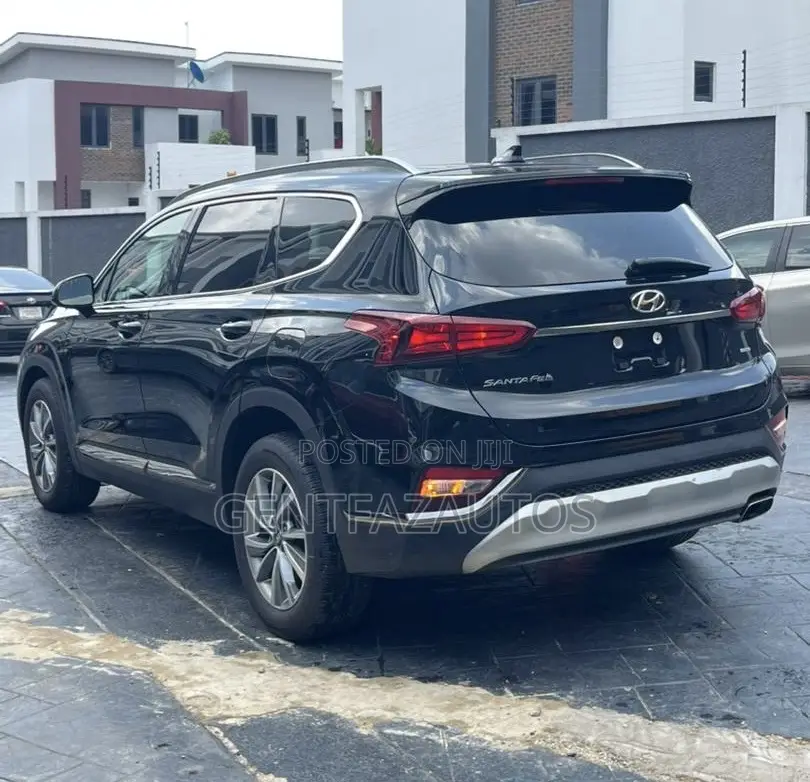 Hyundai Santa Fe Limited Ultimate AWD 2018 Black