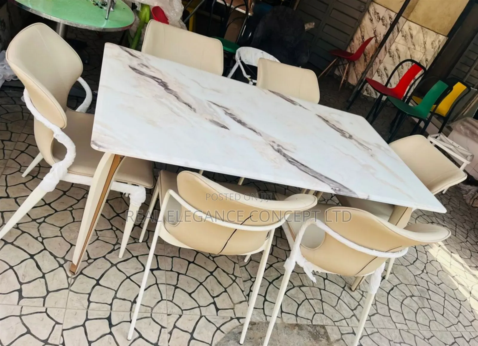 Exotic Quality Modern Dining Table by 6seater
