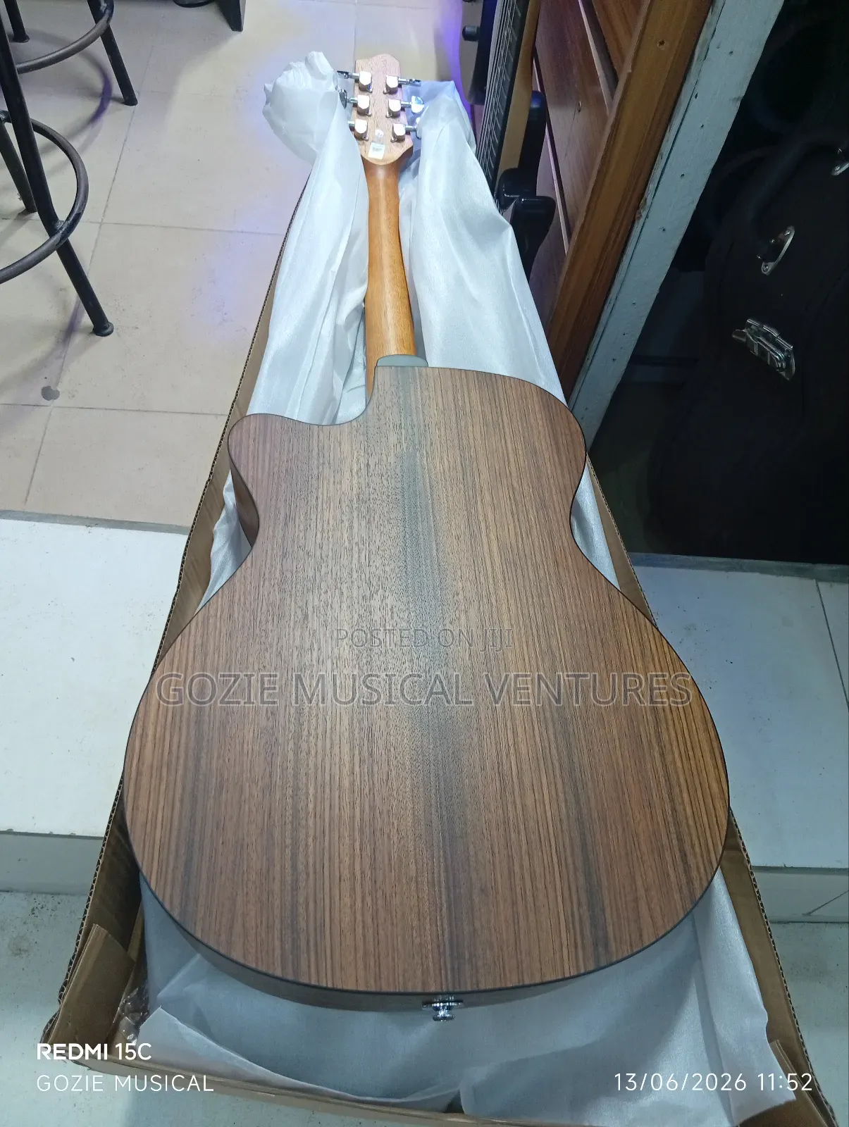 The Very High Quality and Sweetest Sound 40" Smiger Lg-09 Engraved.