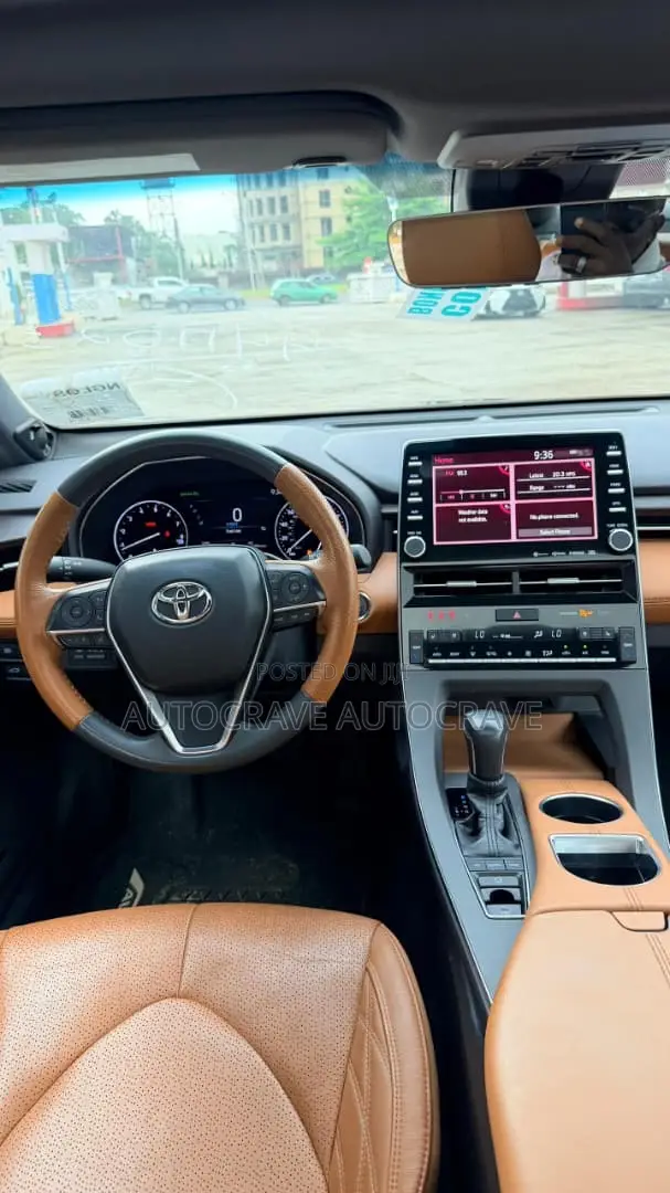 Toyota Avalon Limited 2020 Black