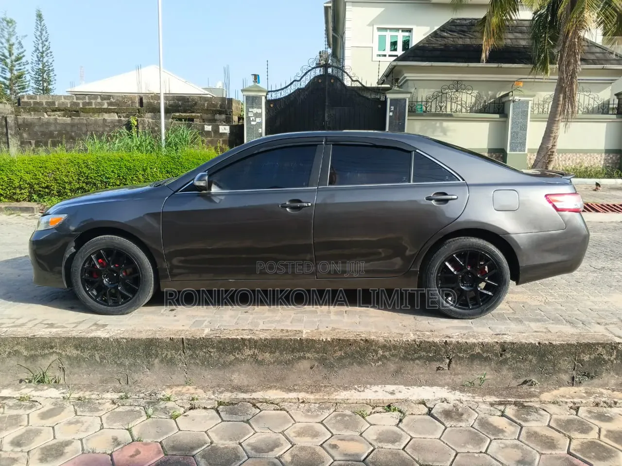 Toyota Camry LE 4dr Sedan (2.4L 4cyl 5A) 2007 Gray
