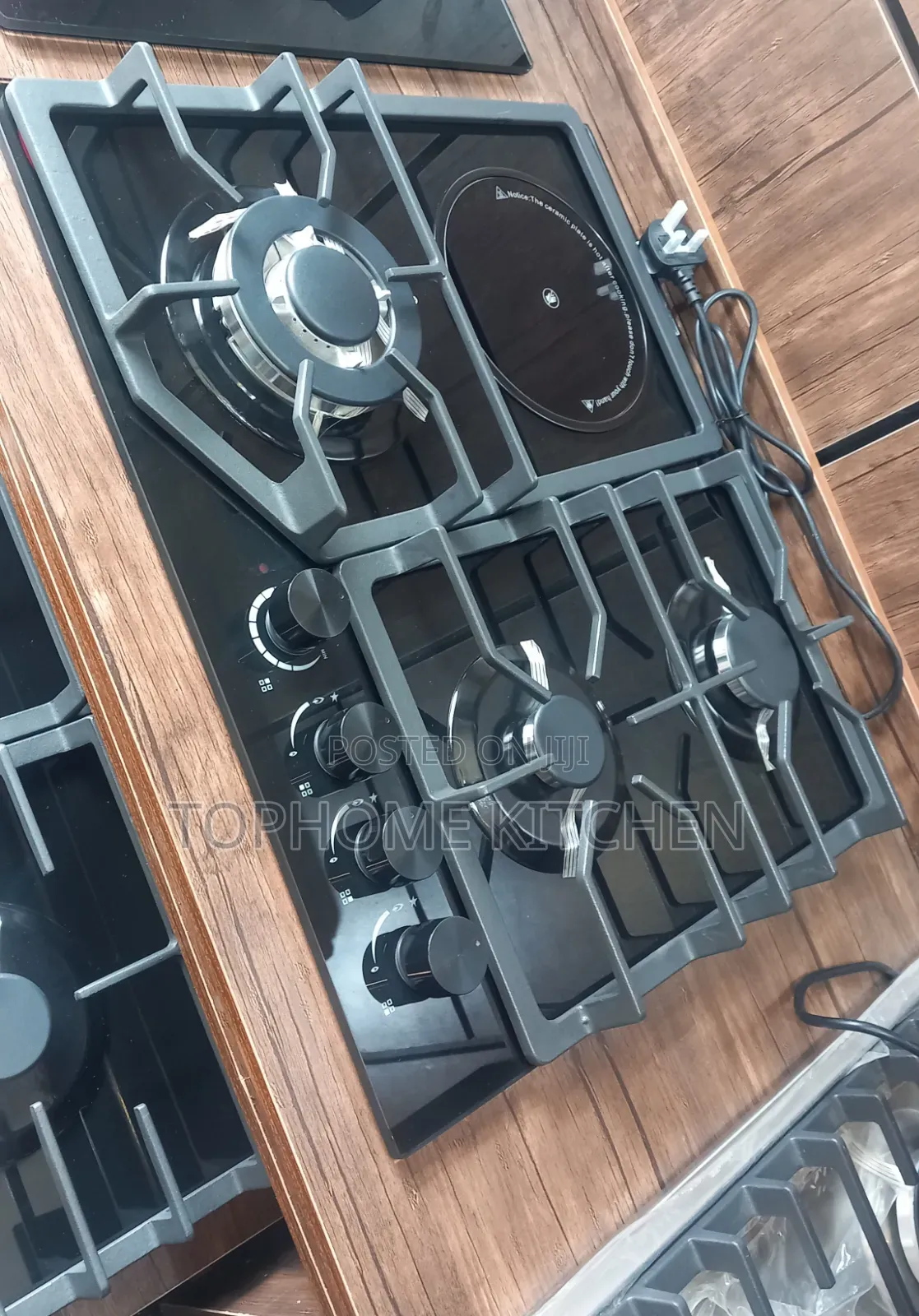 Bosch Luxury Built-in Electric and Gas Cooker 60cm