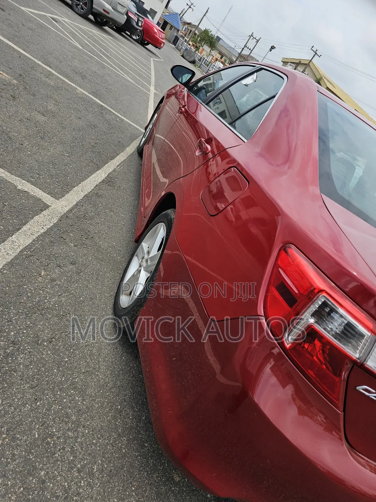 Toyota Camry SE 4dr Sedan (2.5L 4cyl 6A) 2013 Red