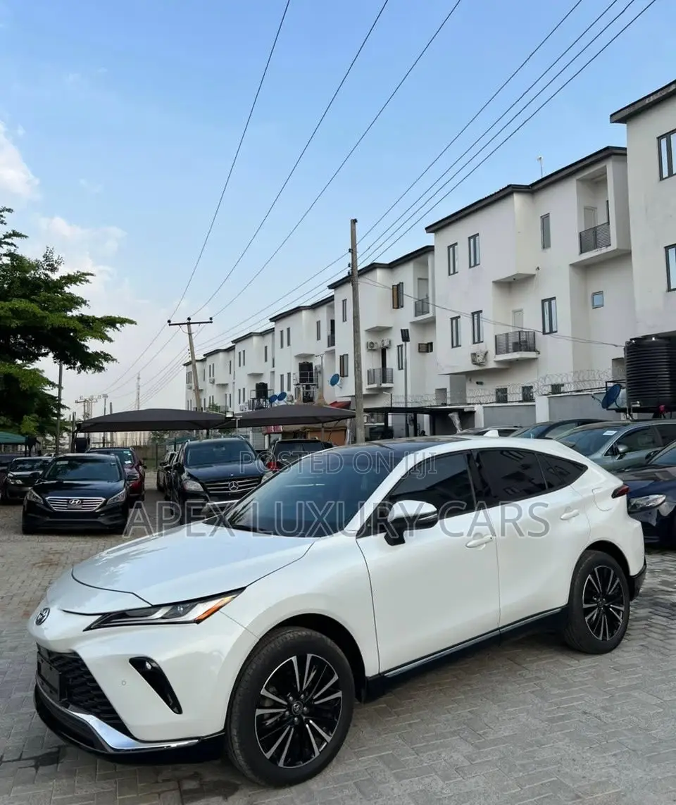 Toyota Venza 2024 White