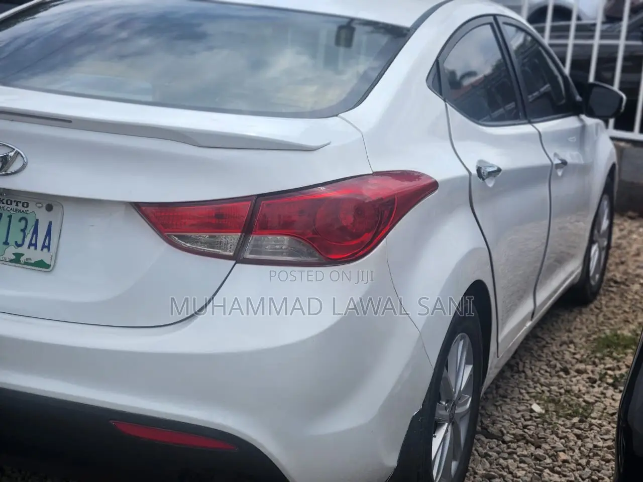 Hyundai Elantra 2013 White