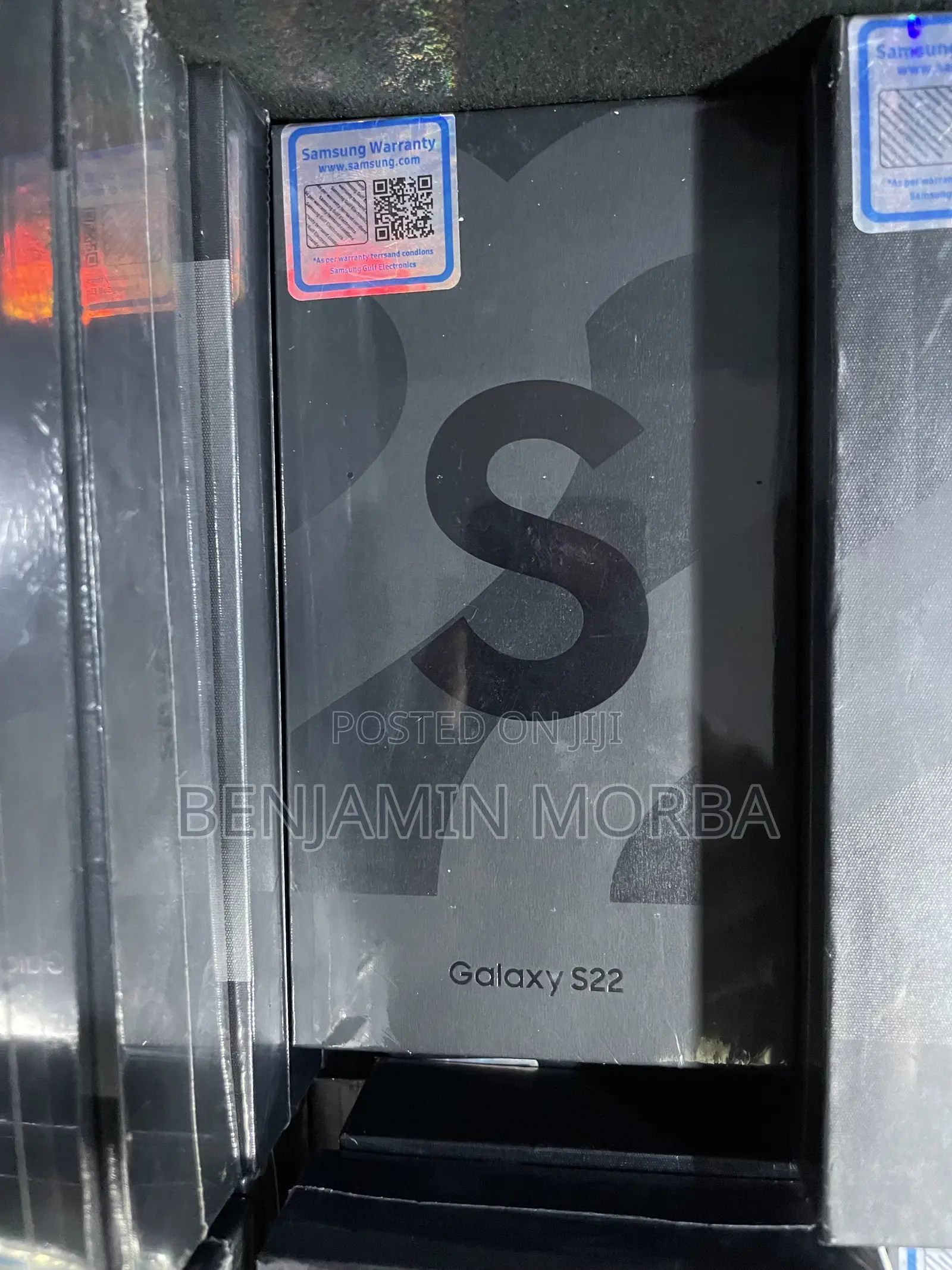 New Samsung Galaxy S22 5G 128 GB