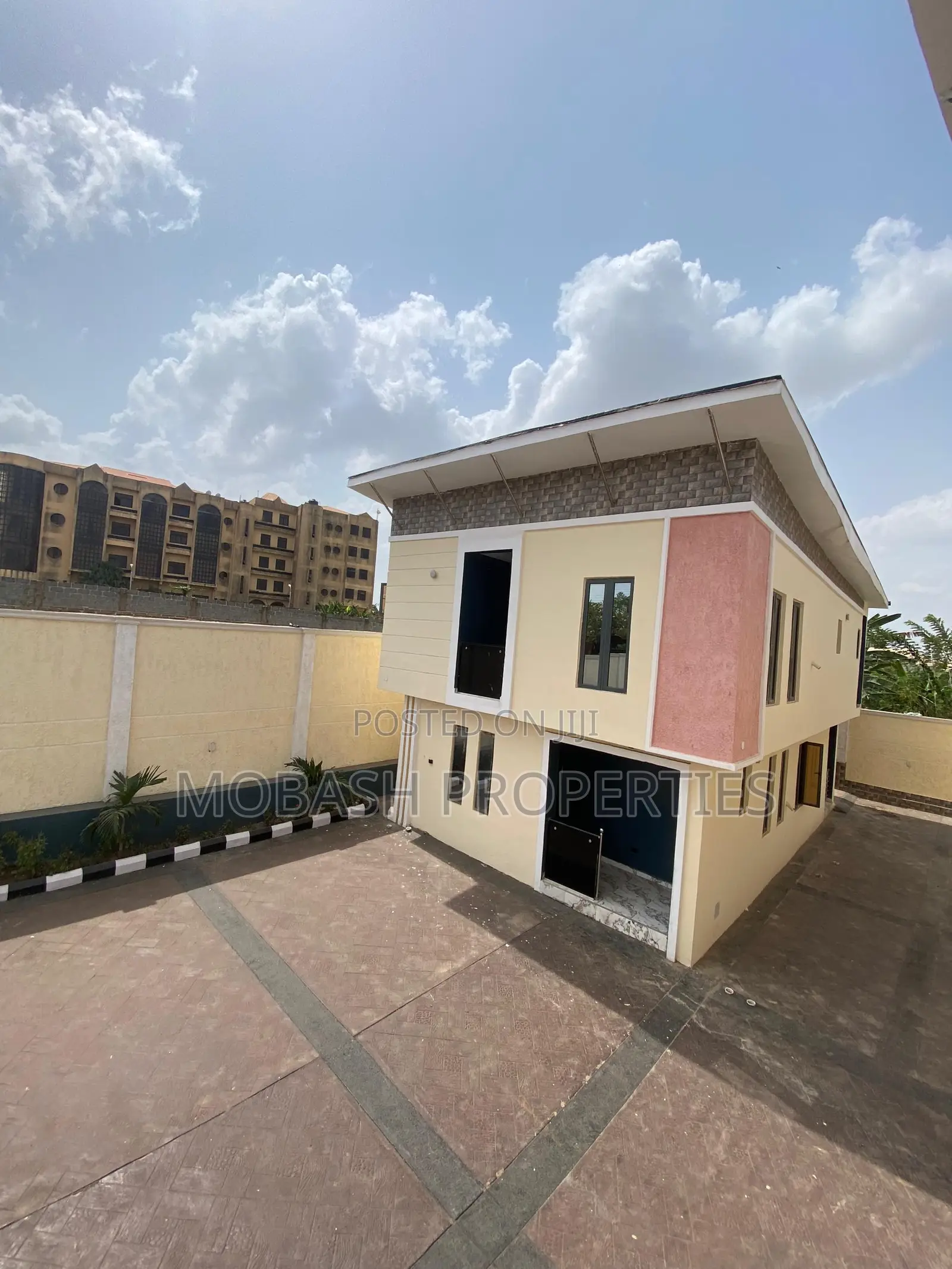 4bdrm Duplex in Adeoyo Gra, Ini for sale