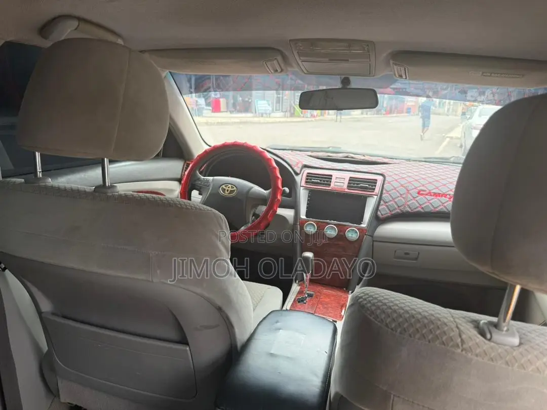 Toyota Camry 2008 Gray