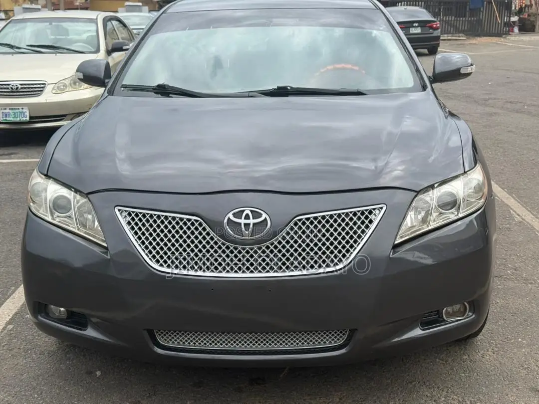 Toyota Camry 2008 Gray