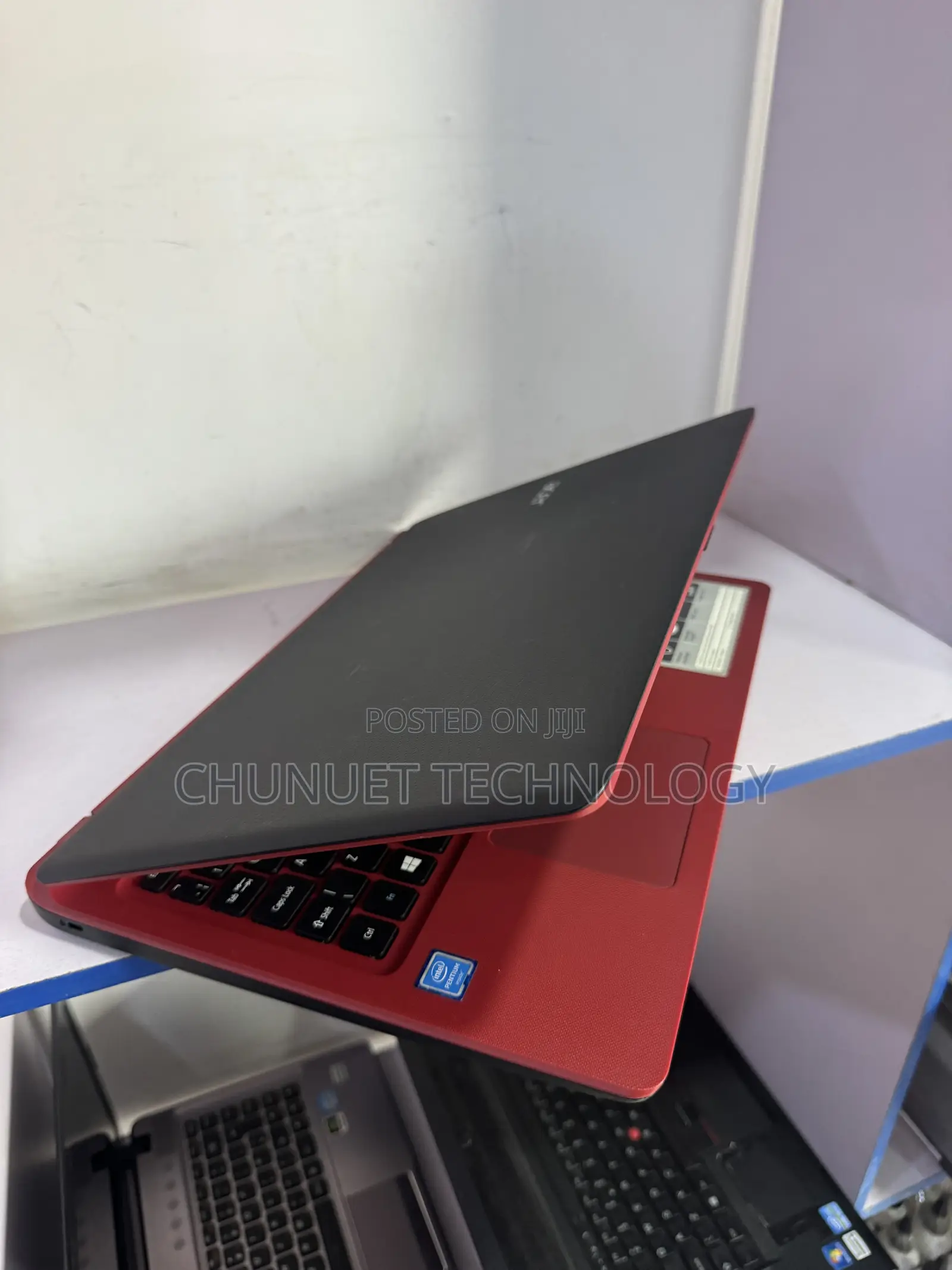 Laptop Acer Aspire ES1-533 4GB Intel Pentium HDD 250GB