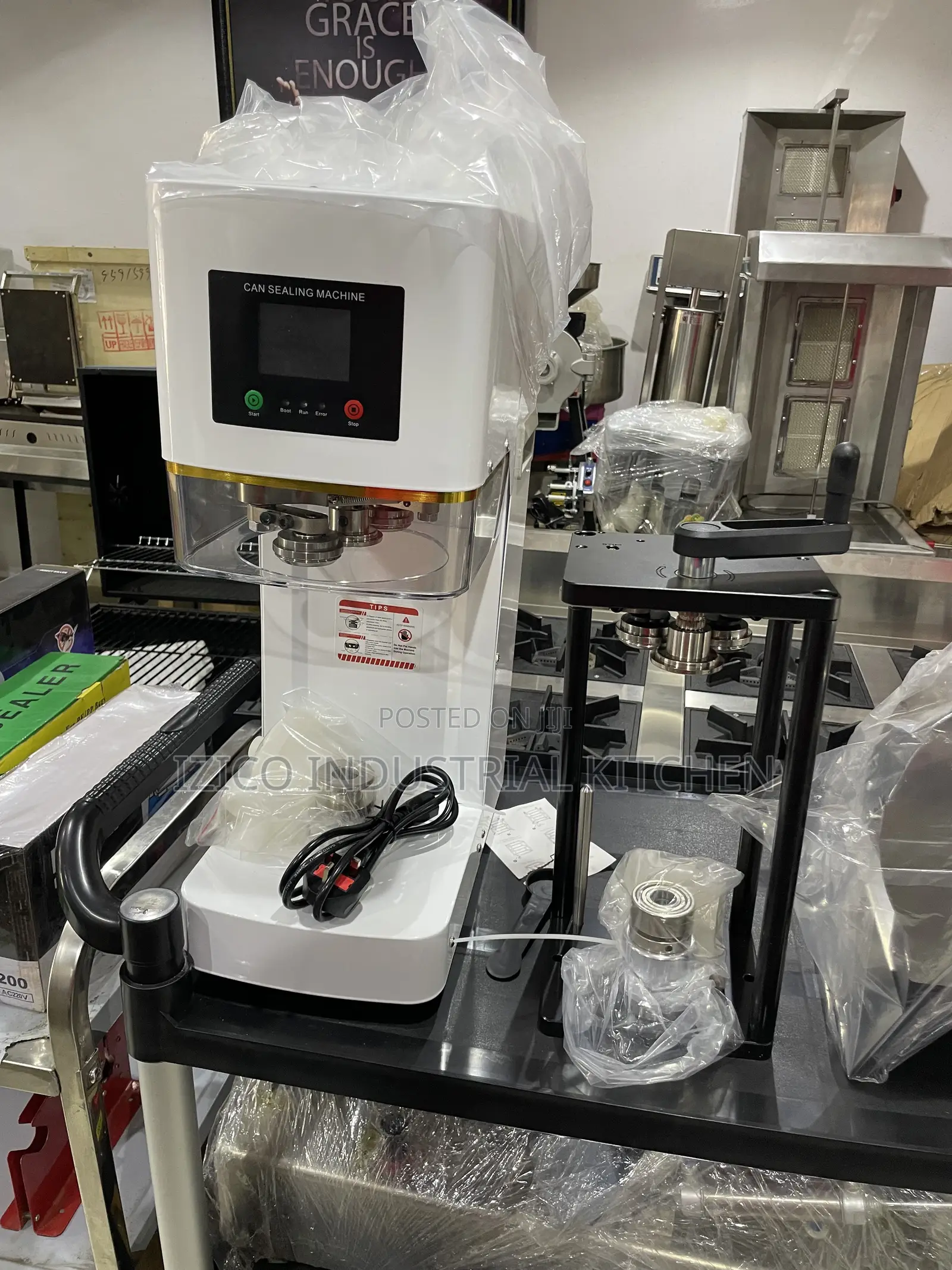 Can Sealing Machine