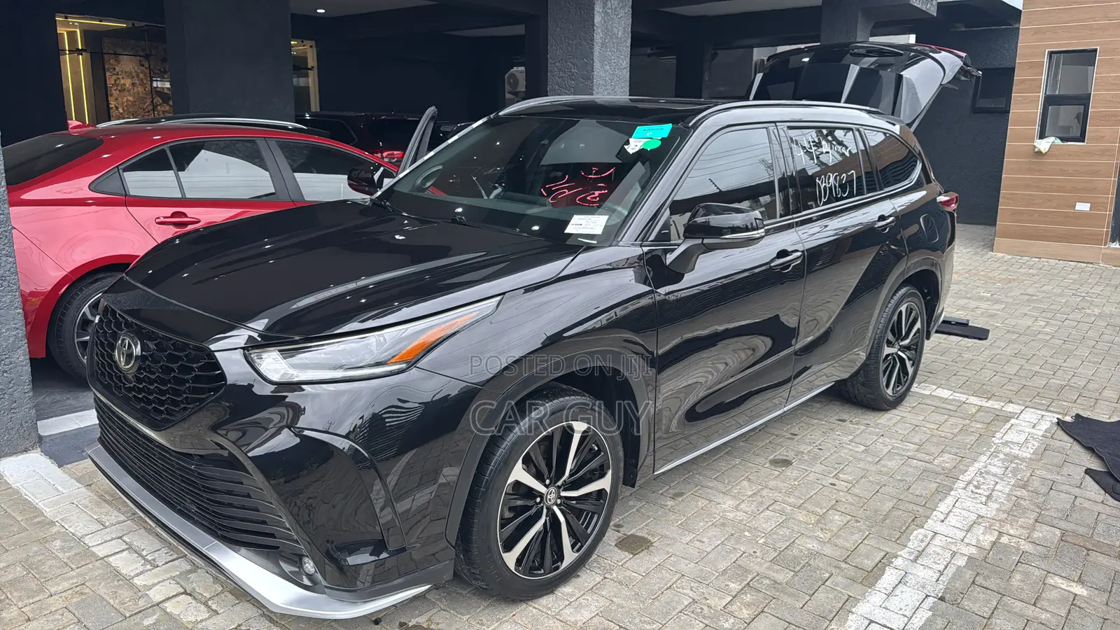 Toyota Highlander XSE 2021 Black