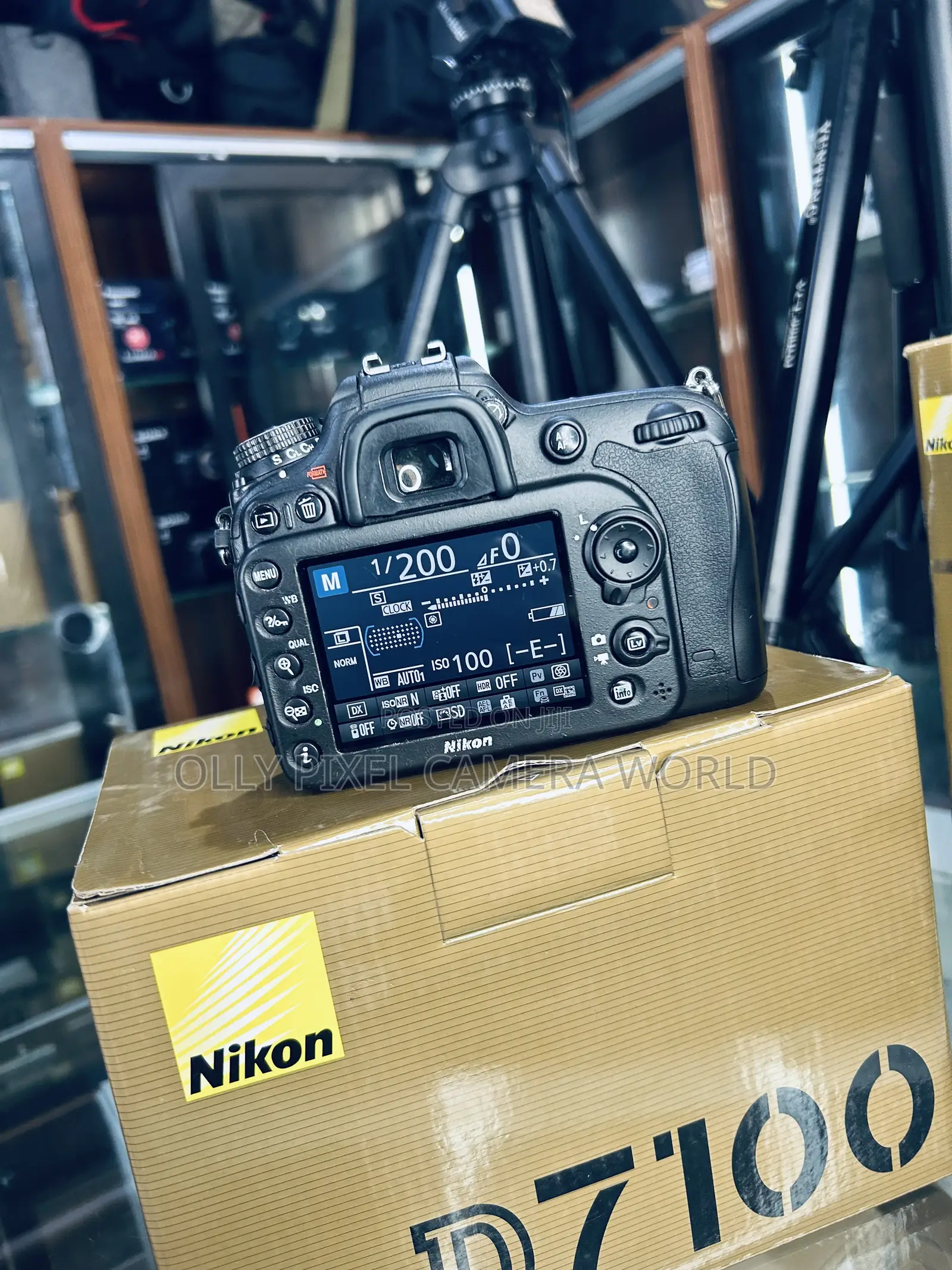 Nikon D7100