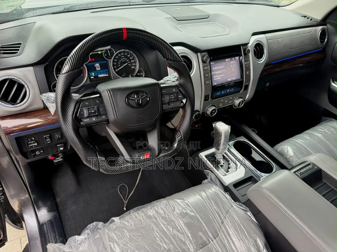 Toyota Tundra 2015 Gray