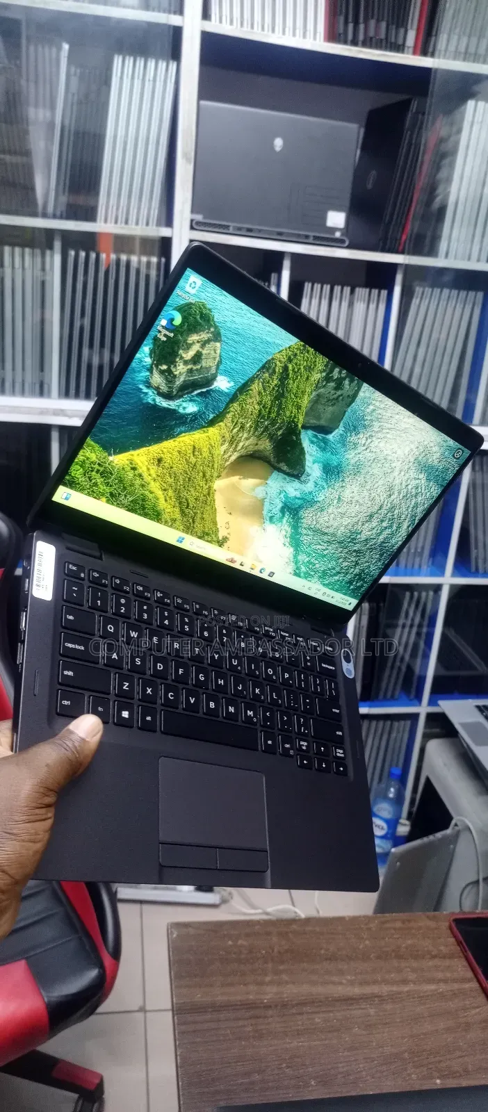 Laptop Dell Latitude 5300 16GB Intel Core i7 SSD 512GB