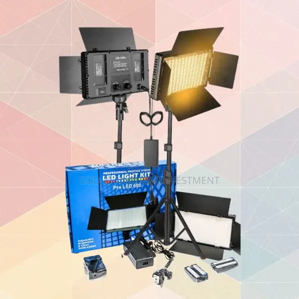 Pro Led 600 Studio, Stage Light and X2 Battery With Stand
