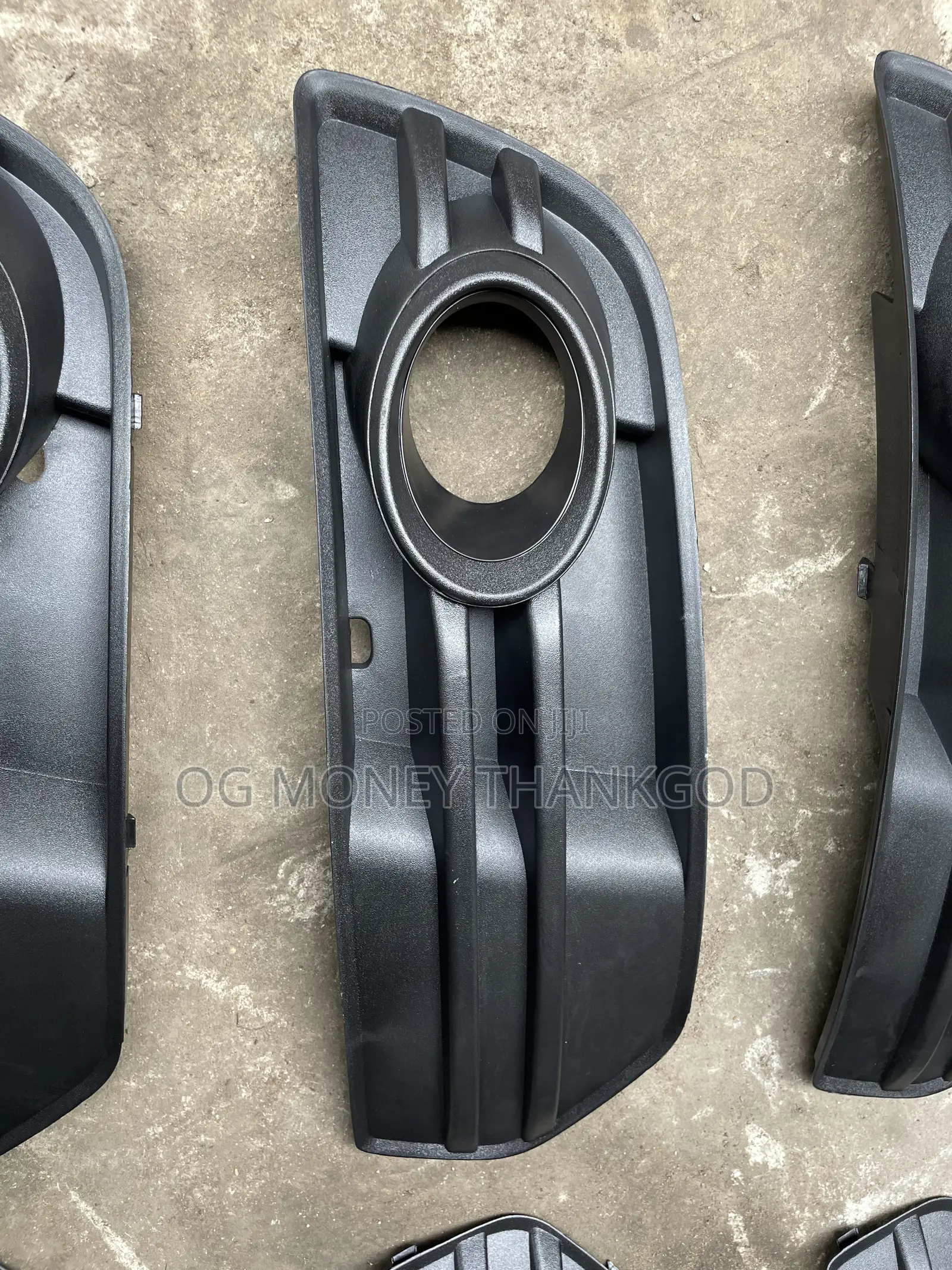 Front Bumper Basket Audi Q5 2010
