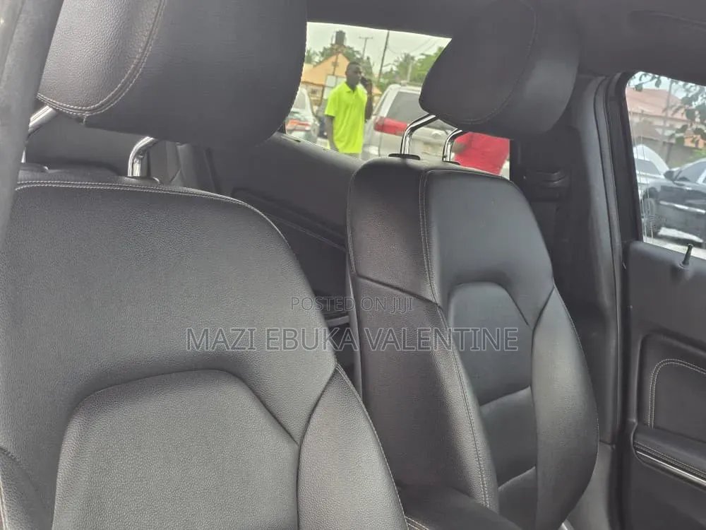 Mercedes-Benz GLA 250 2017 Black